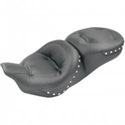 SITZBANK LEDER 2-UP MUSTANG REGAL PILLOW™ MIT NIETEN SCHWARZ HARLEY DAVIDSON FLH FLT TOURING 08-20