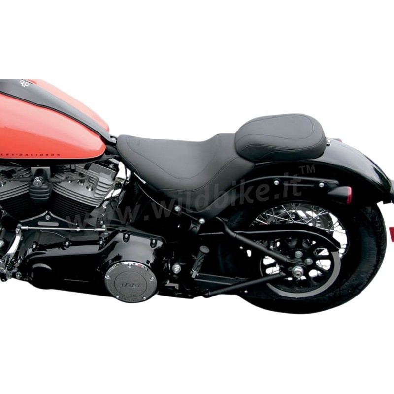 mustang wide tripper softail slim