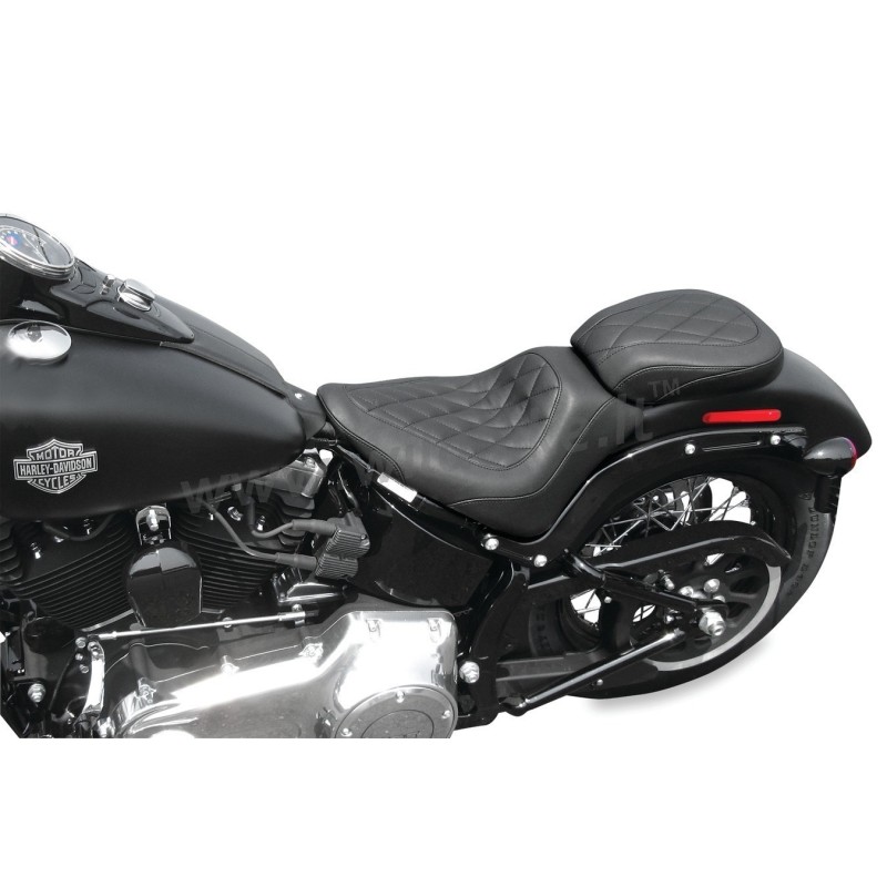 SITZBANK MUSTANG 2-UP TOURING WIDE TRIPPER DIAMOND HARLEY DAVIDSON SOFTAIL FXBB STREET BOB 2018-2026