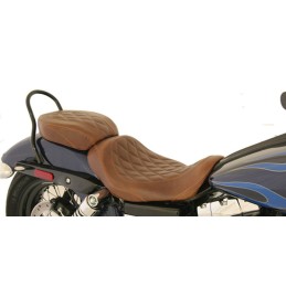 MUSTANG SEAT 2-UP TOURING WIDE DIAMOND BROWN HARLEY DAVIDSON SOFTAIL FXBB STREET BOB 18-24