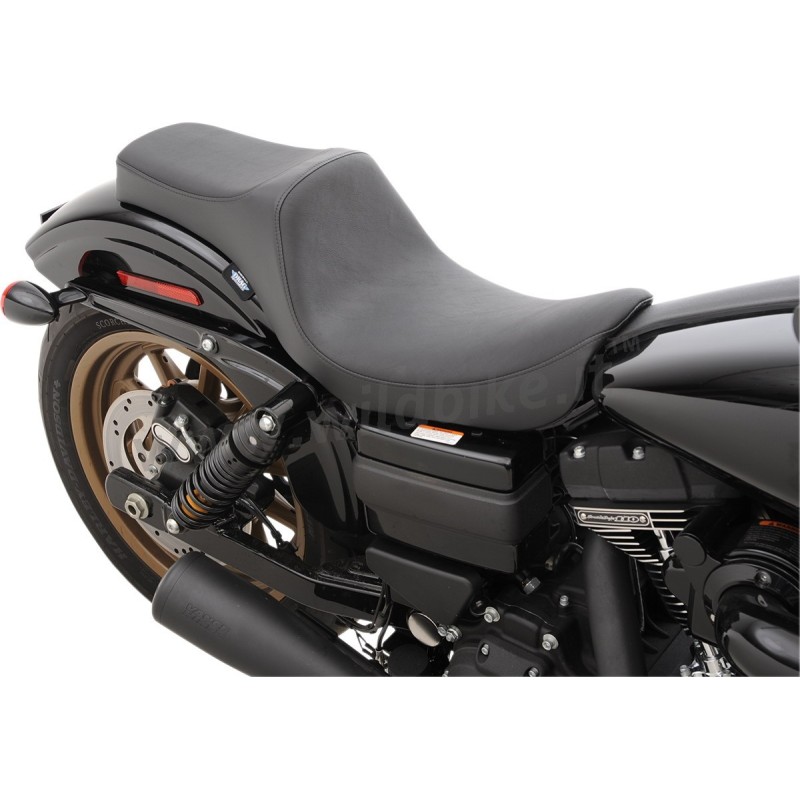 SELLA IN PELLE PREDATOR III NERA HARLEY DAVIDSON FXD DYNA 06-17