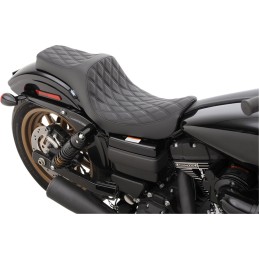 SELLE EN CUIR PREDATOR III DIAMOND NOIRE POUR HARLEY DAVIDSON FXD DYNA 06-17