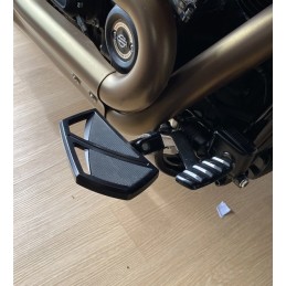 KIT BLACK FLOORBOARDS COMFORT PHANTOM DRIVER HARLEY DAVIDSON SOFTAIL 2018-2025