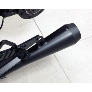 SCARICO MARMITTA UNIVERSALE SLIP-ON GP STYLE M4 30 CM.NERO PER MOTO
