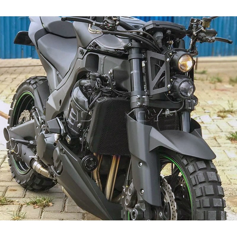 PHARE AVANT DOUBLE STREETFIGHTER EU APPROUVÉ NOIR POUR MOTO