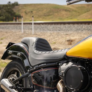 SELLA COMFORT AL GEL THRASHIN PRO SERIES T&R HARLEY DAVIDSON FXST SOFTAIL STANDARD 2020-2024