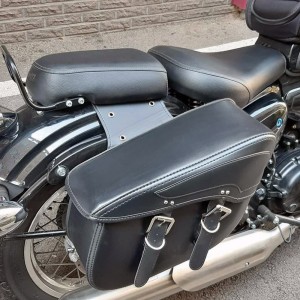 SADDLEBAGS LEATHER VINTAGE CUSTOM LARGE CUSTOM MOTORCYCLE AND HARLEY DAVIDSON