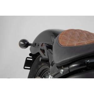 LEGEND GEAR SADDLEBAG RIGHT SIDE BLACK HARLEY DAVIDSON FXBB SOFTAIL STREET BOB 2018-2026